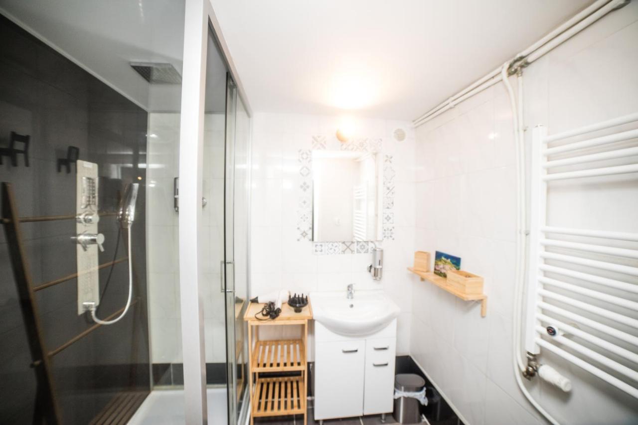City Centre Hidden Gem! Apartment For Up To 3 People Brussels Luaran gambar