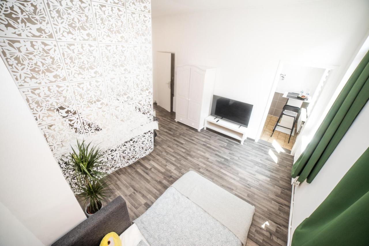 City Centre Hidden Gem! Apartment For Up To 3 People Brussels Luaran gambar